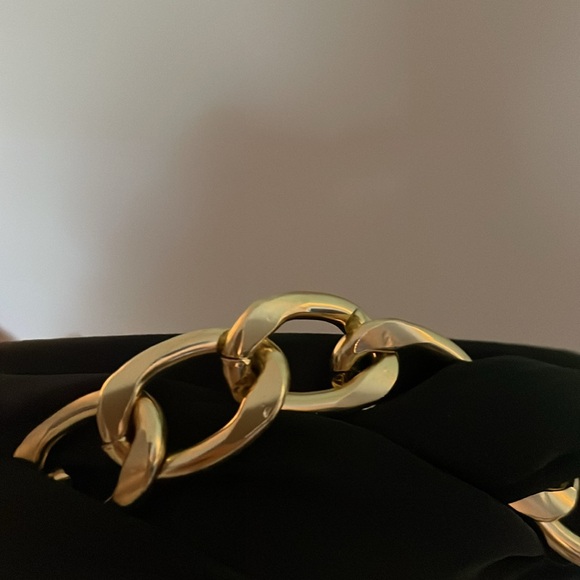 Headband with gold chain - Picture 4 of 4